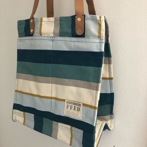 Causebox FEED tote bag blue tones.